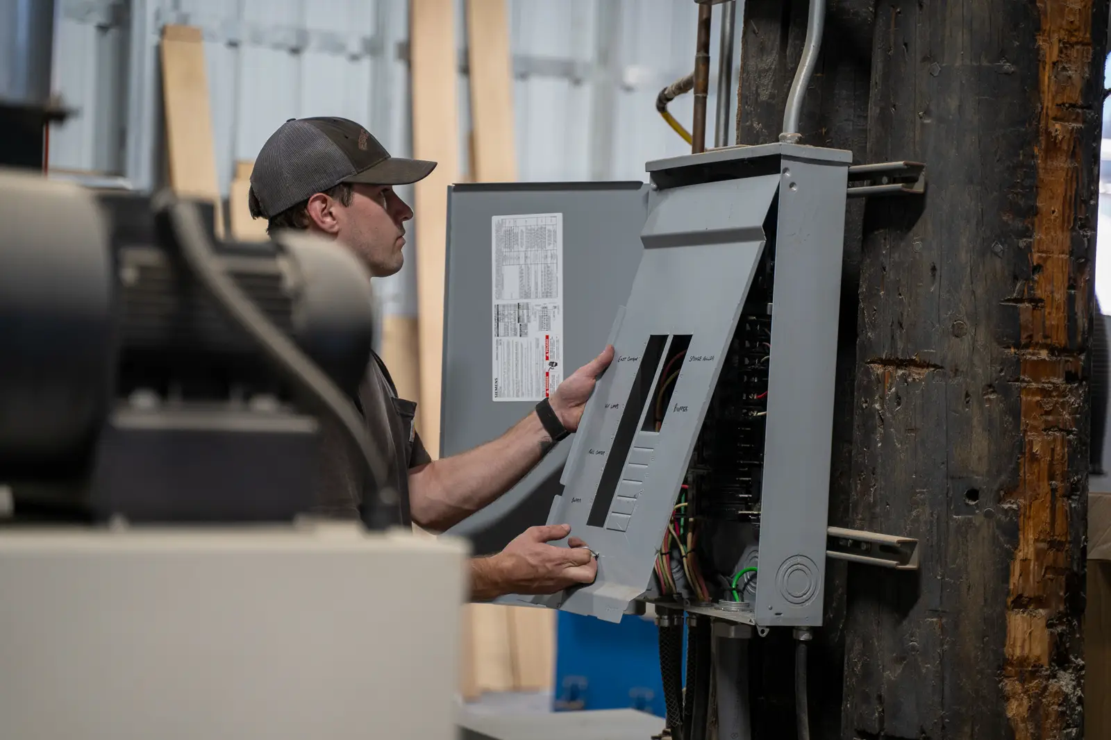 Detailed electrical workmanship